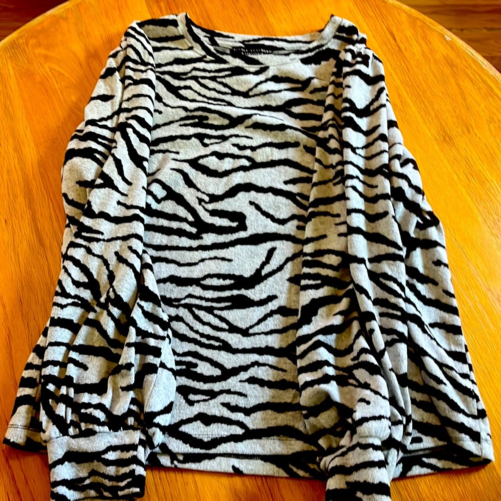 Ladies sweater